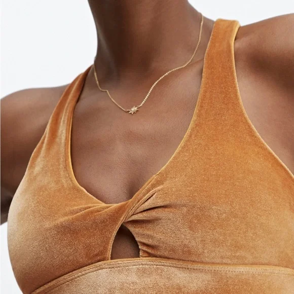 Fabletics 2 Piece set (Leggings & Bra) Velour Set Size Small - Picture 2 of 10